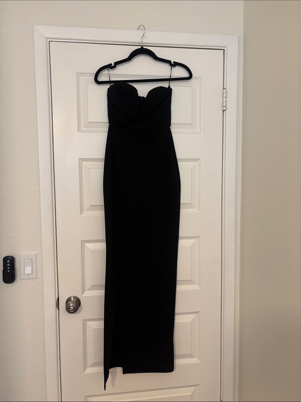 superdown Black Strapless Maxi Dress